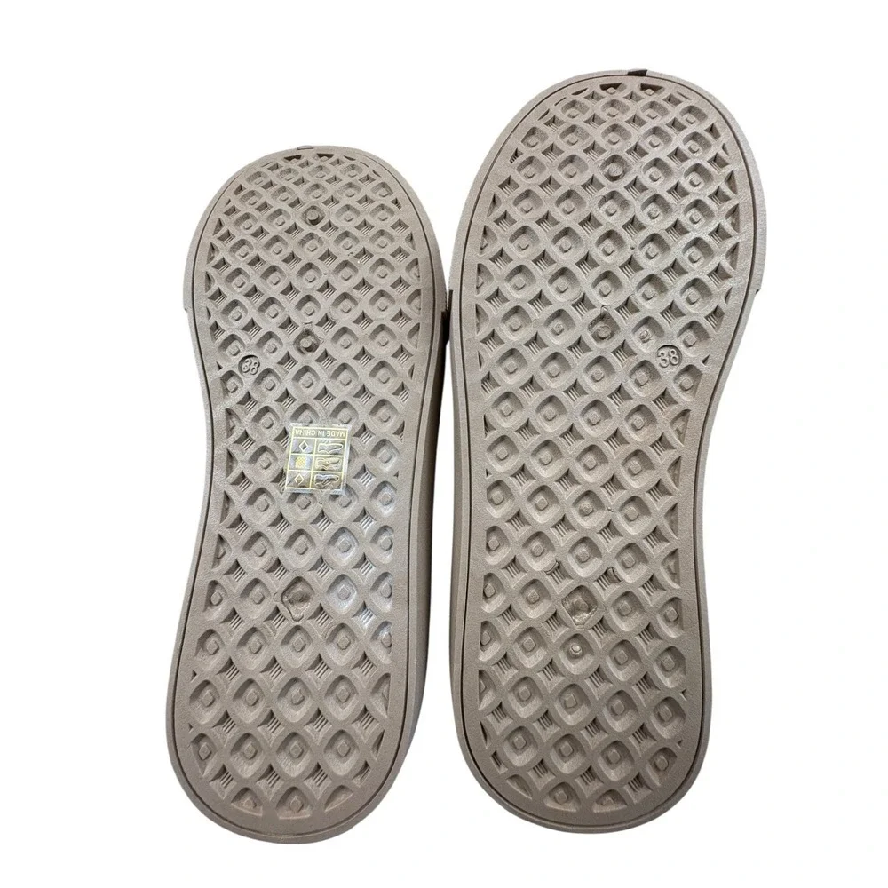 Women's Fashion Platform Sneakers EU 38 Cream Gray‎ Gum Sole